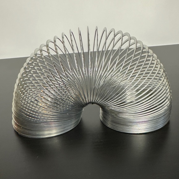 Slinky Original Walking Spring Toy - Picture 7 of 7